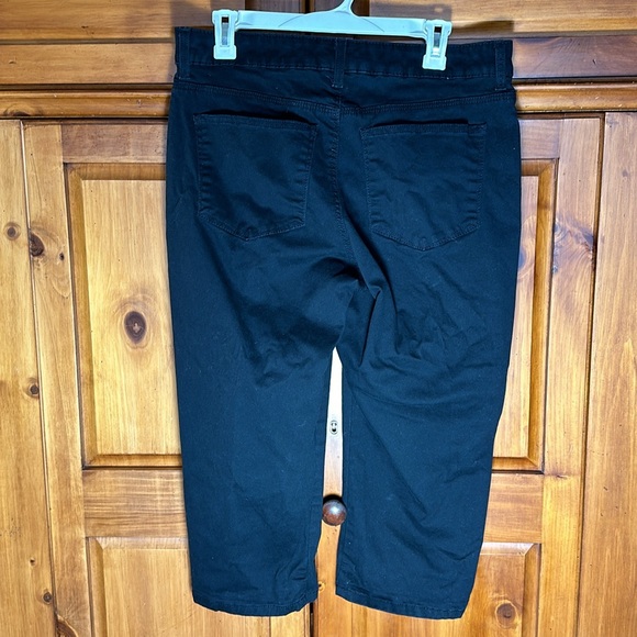 Lee Classic Fit Womens Black Capris - Picture 2 of 2
